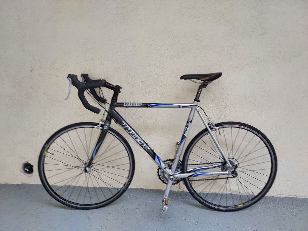 Trek 1000 Road Bike