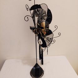 Masquerade Face Metal Jewelry Holder 
