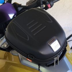 Givi Motorcycle Tank Bag Locking 5L