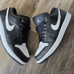 Jordan 1 Sz 9.5 $60