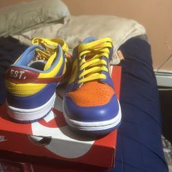 Nike Dunks 