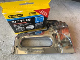 Stapler With Full Box Of Staples