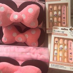 Crème Shop x Minnie Mouse  Head Band And Press On Nails