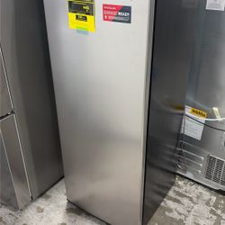 Frigidaire Upright Freezer 