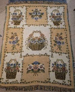 VTG Goodwin Weavers 62”x45” Cotton Throw Blanket Floral Patchwork Reversible USA