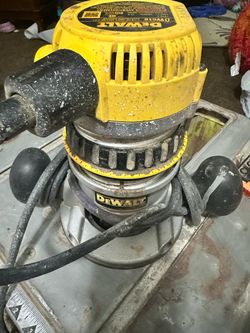 DeWalt Router