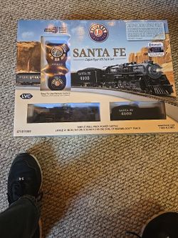 Ho Scale Train Set