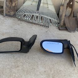 ford focus rear view mirrors 2004