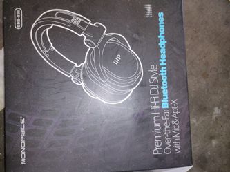 bluetooth headphones.