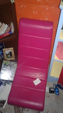 Game chair pink