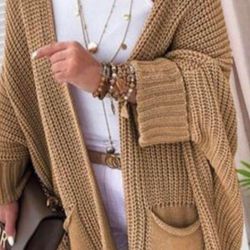 Short Cardigan Wool