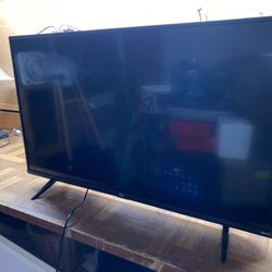 43” TV - TCL ROKU - Sound Works, Picture went out 