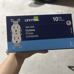 Toma corriente Y Schit 