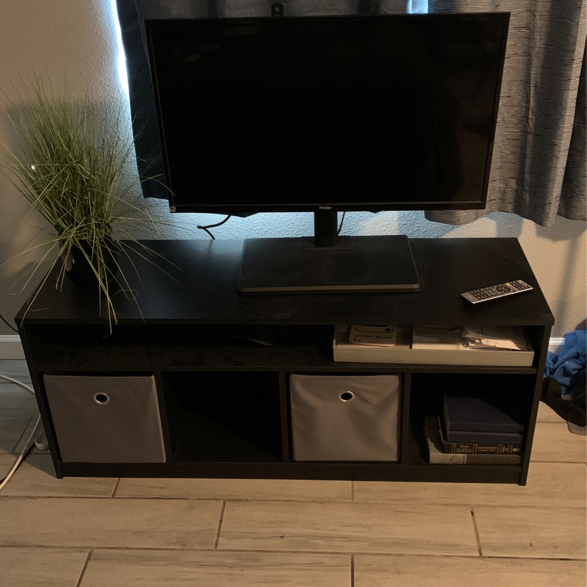Entertainment TV Stand