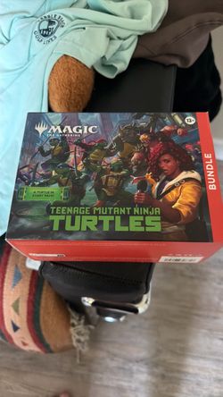 Magic: The Gathering TMNT Bundle Box