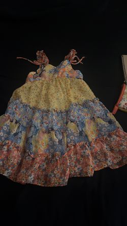 Girls dress
