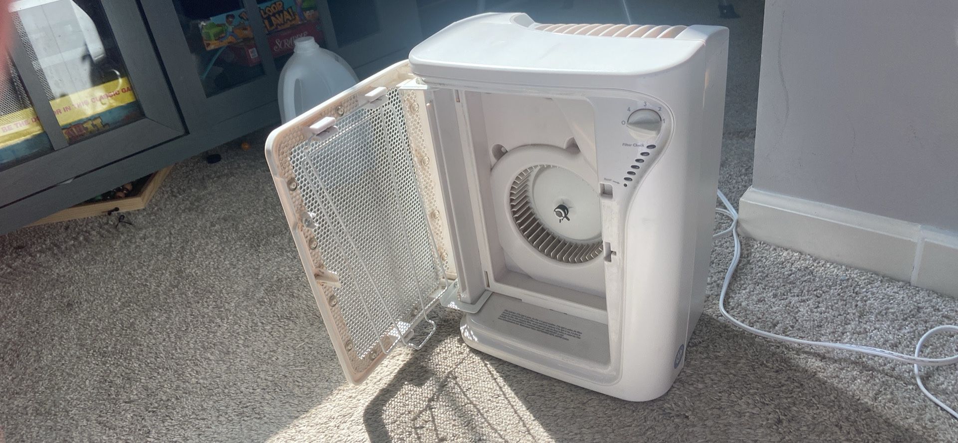 Holmes True HEPA Console Air Purifier