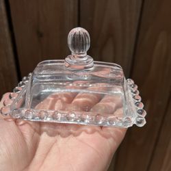 VINTAGE GLASS SMALL COVERED BUTTER DISH PEARL COLLECTION CRYSTAL