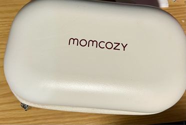 Momcozy Mobile Style Hands-free Slim Breast Pump | M6