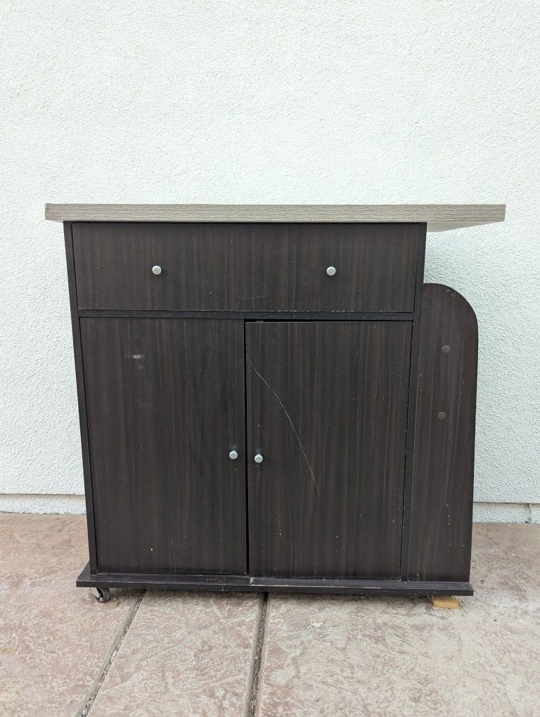 Kitchen Cart/Storage Cabinet With Wheels
