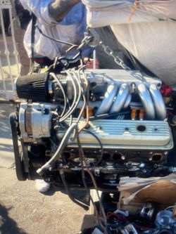 Chevy enginge and tranny 5.7