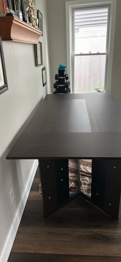Brand new dinning table