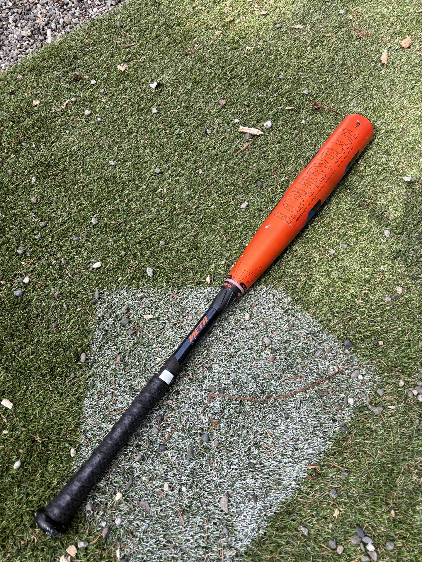 Louisville 2022 Metal 33 inch BBCOR (-3) Baseball Bat 