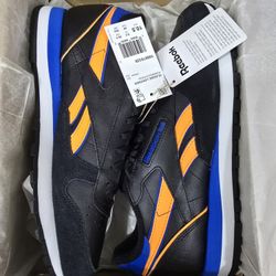 Reebok Classic Leather – Black/Orange/Blue
Size: 10.5 (Men’s) 