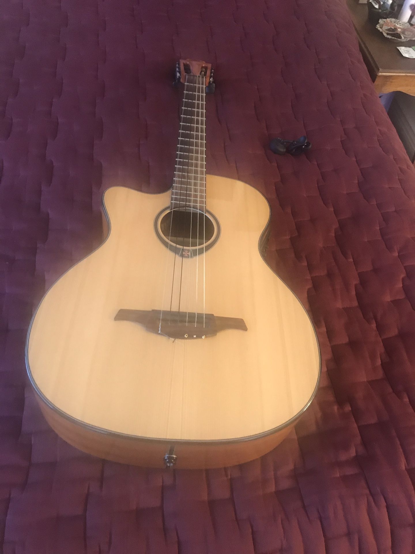 Lefty Lag electric nylon strings guitar