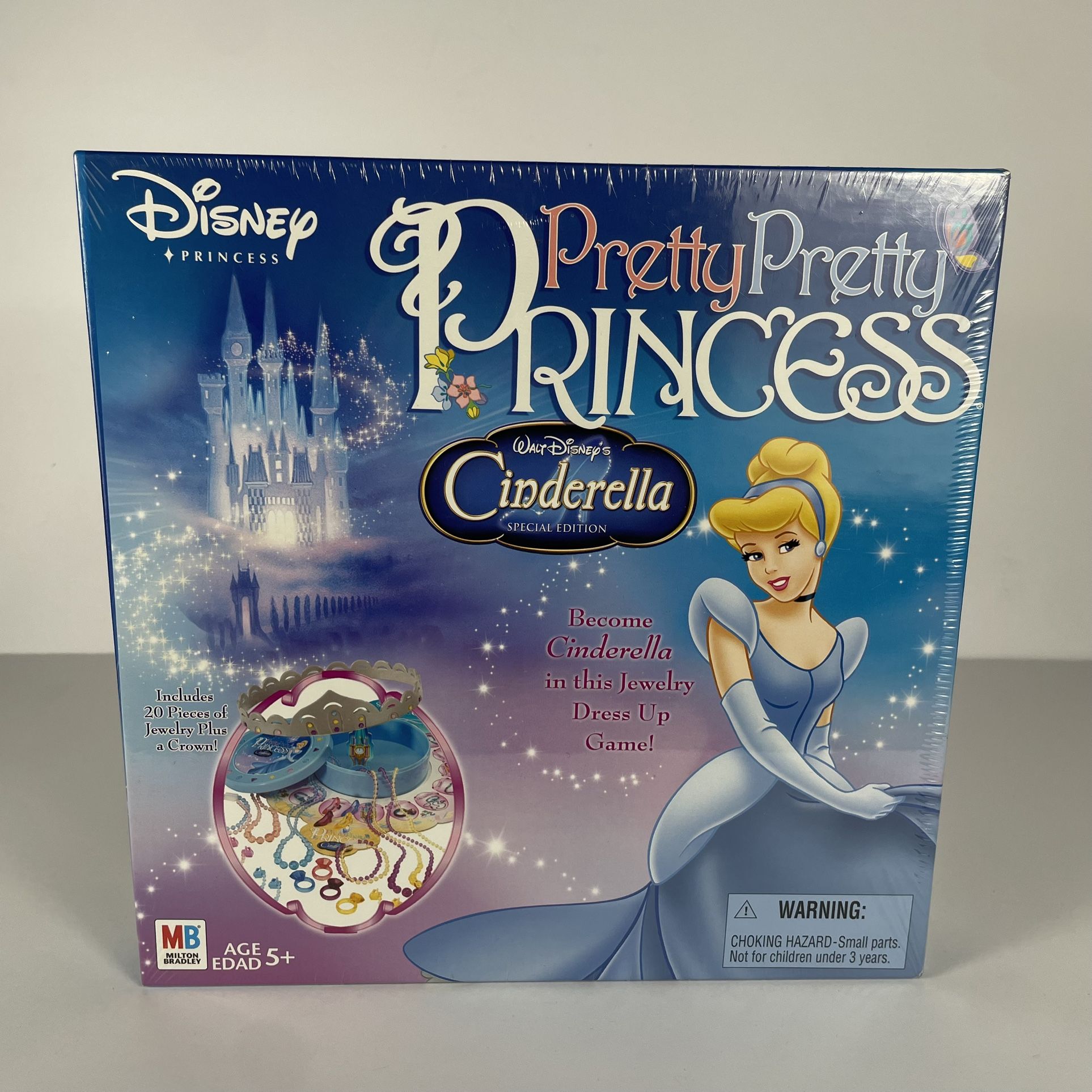 Pretty Pretty Princess Disney Cinderella Jewelry Dress Up Game 2005 Y2K NEW