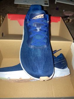 Running shoes