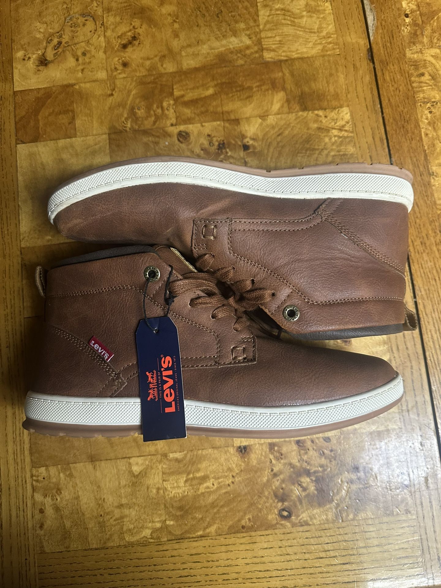 Levi’s Goshen 2.0 Men’s Boot Size 8 Tan/Brown 