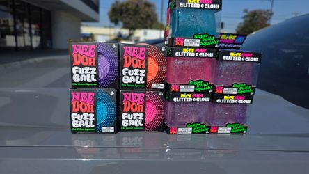 NeeDoh ice nice cube/ Fuzz Balls