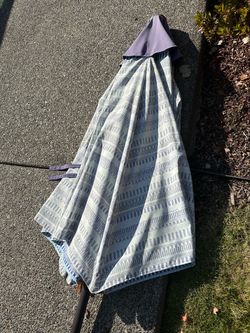 Free outdoor umbrella