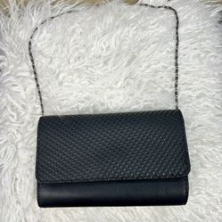 🖤 Neiman Marcus Black Textured Clutch Purse – Elegant & Chic 🖤 