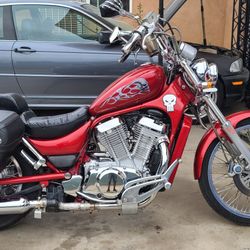 Suzuki Intruder 800cc 