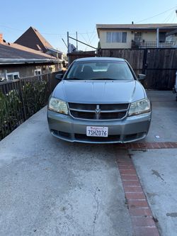 2009 Dodge Avenger SE