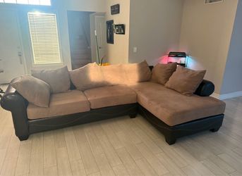 Sectional couch & ottoman