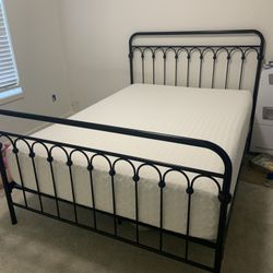 Black Bed Frame And Mattress