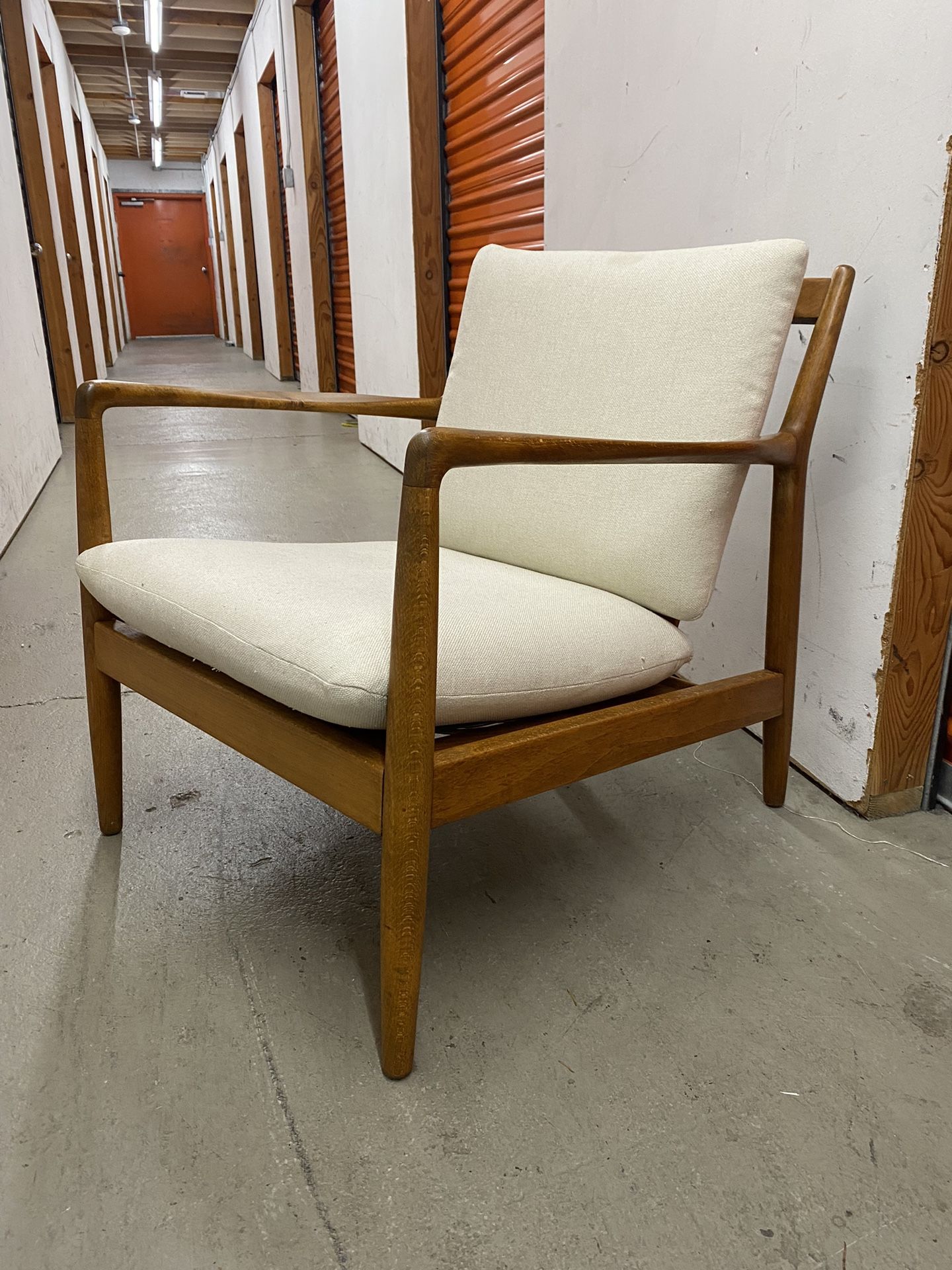 Vintage Mid Century Modern Dux USA-75 Easy Chair