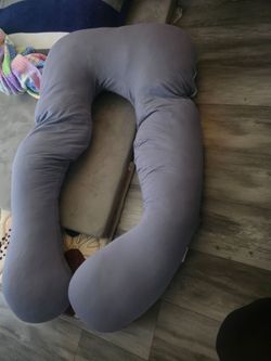 Pregnancy pillow