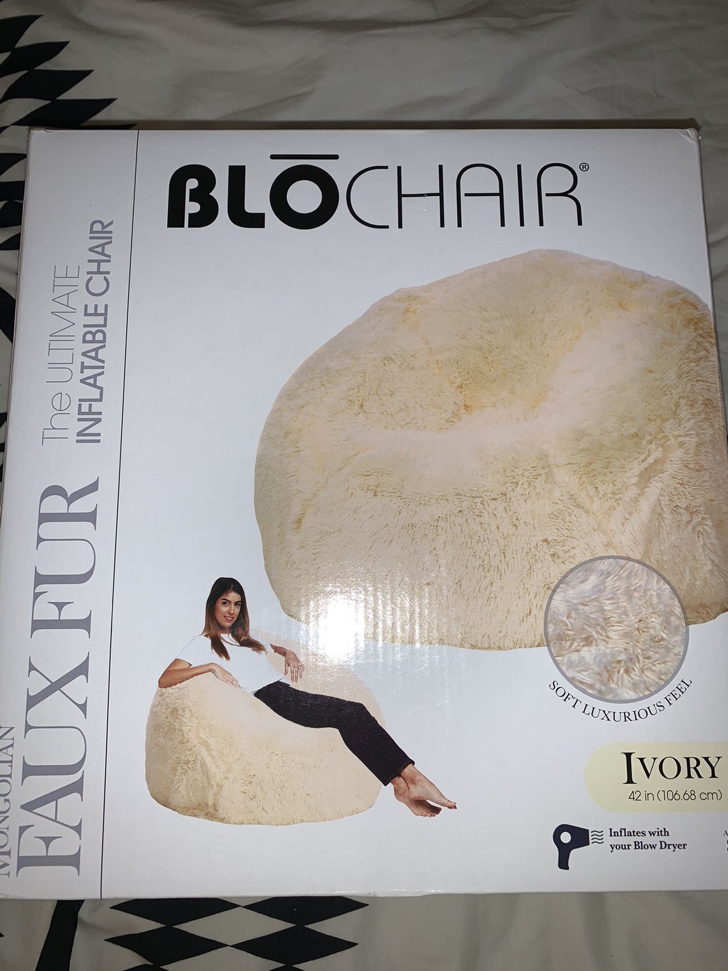 Dillard’s Blo Chair