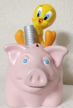 TWEETY BIRD ON A PIGGY BANK. VINTAGE. RARE.