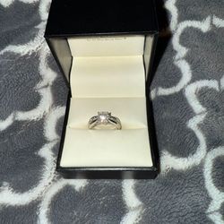 14k Diamond Ring