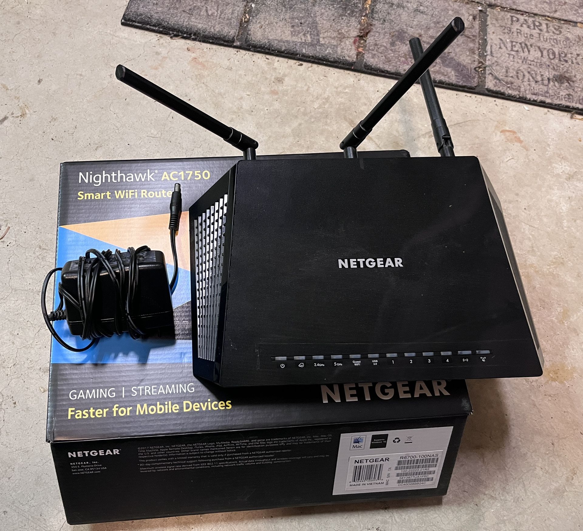 Nighthawk Smart Router R6700, 1500 Sq Ft, 1750 MBPS, 4 Port Ethernet