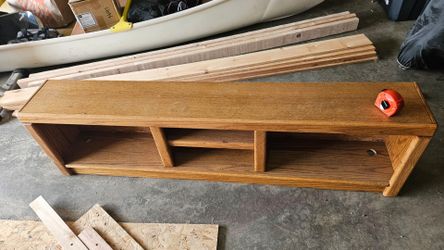 Bed headboard