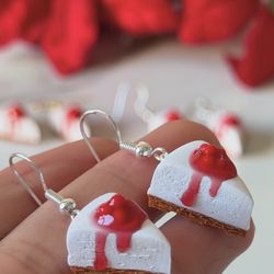 Cheesecake Earrings 🍰