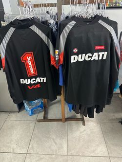 Supreme shirts : Small- XL