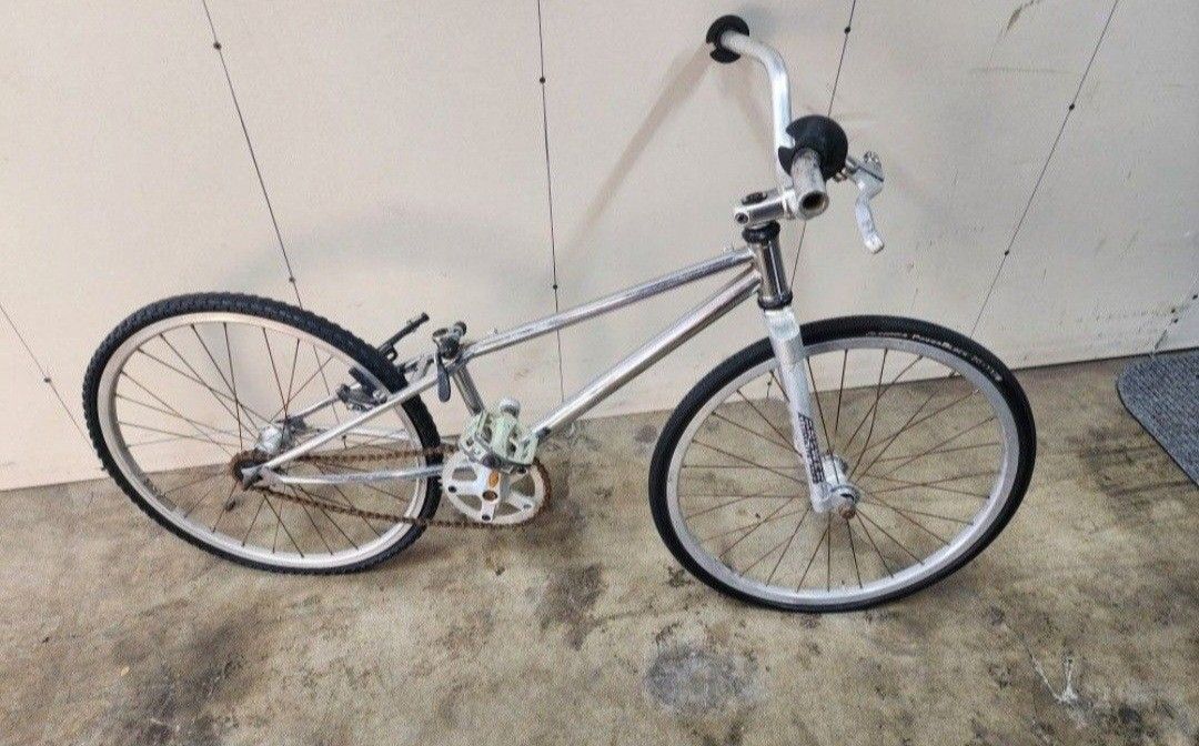 GT Mini Mach One Bike for Sale in Garden Grove, CA - OfferUp