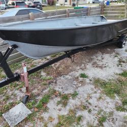 16' V bottom Aluminum Boat